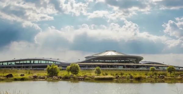 鄂爾多斯國(guó)際機(jī)場(chǎng)全力打造“零碳機(jī)場(chǎng)” 探索綠色低碳轉(zhuǎn)型發(fā)展新路徑-地大熱能 鄂爾多斯國(guó)際機(jī)場(chǎng)全力打造“零碳機(jī)場(chǎng)” 探索綠色低碳轉(zhuǎn)型發(fā)展新路徑-地大熱能